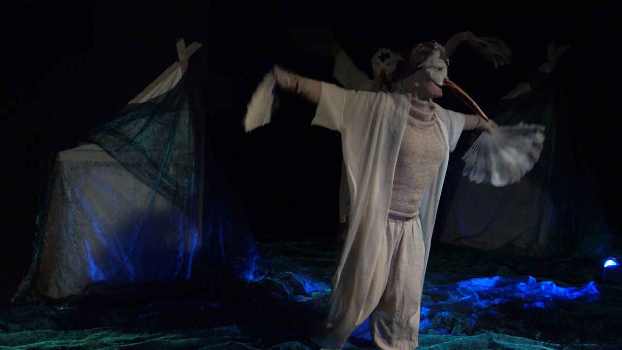 fables jean de la fontaine spectacle pour enfants une cigale en hiver.00 03 28 24