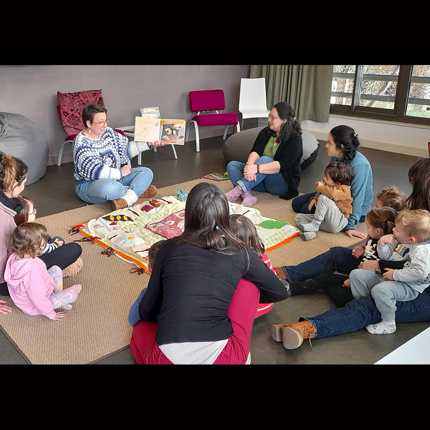 tapis lecture mediatheque lombers